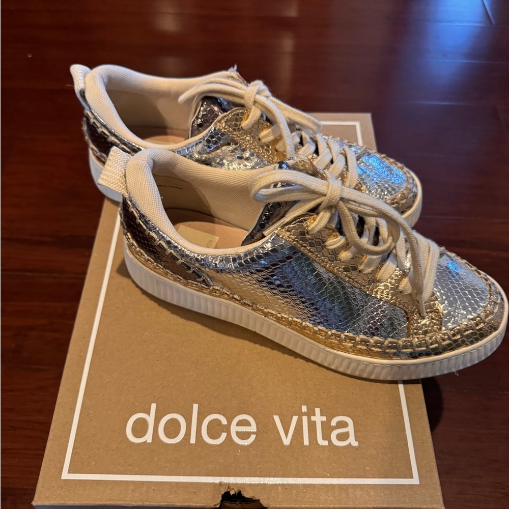 Dolce Vita sneakers 
Women’s size 6.5